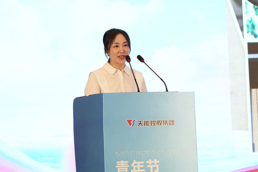 才聚jiuyou.com 智创未来｜jiuyou.com青年这样过五四.jpg